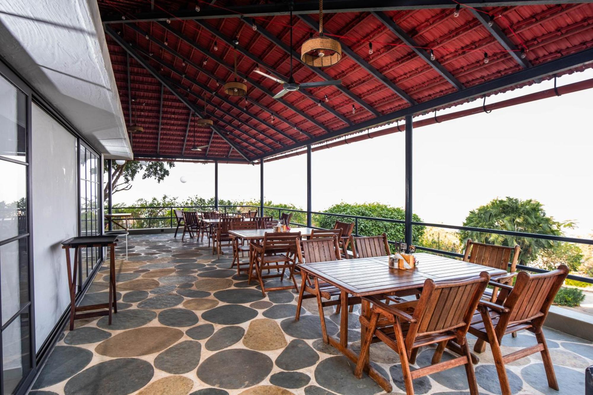 The Lighthouse - Formerly Known As Utan Sea Resort Thane Esterno foto
