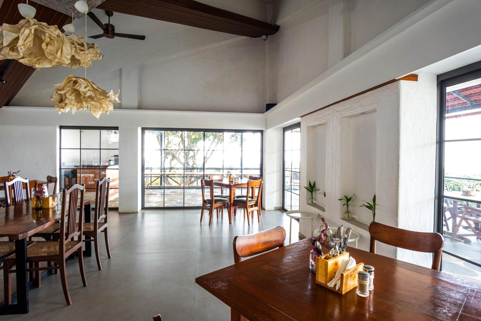 The Lighthouse - Formerly Known As Utan Sea Resort Thane Esterno foto